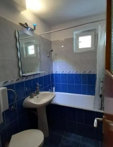 Cozy Place Апартаменти *